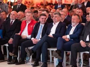 Lansarea oficială a candidaturii lui Vasile Rîmbu pentru funcția de primar al Sucevei a avut loc în prezența a peste 2.000 de social-democrați și susținători ai PSD din întreg județul