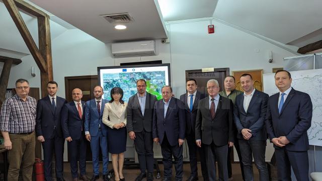 Președinții consiliilor județene Suceava și Botoșani au semnat contractul pentru drumul expres de mare viteză dintre cele două municipii