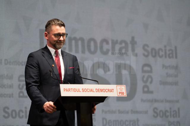 Candidatul PSD pentru funcția de primar al municipiului Rădăuți, Traian Andronachi. Foto artistul.studio