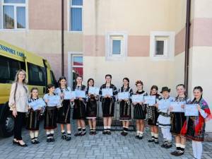 Peste 130 de elevi au participat la un concurs de recitare a poeziei ucrainene, la Bălcăuți