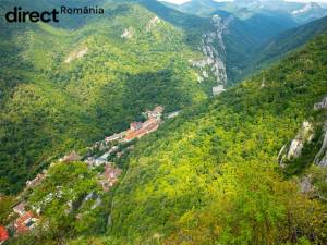 Vacanță în România - căutați cazare în Băile Herculane și vizitați acest loc, nu veți regreta!