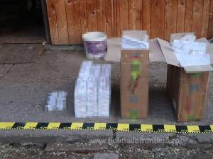 Țigări de contrabandă în valoare de aproape 100.000 de euro, confiscate de polițiștii de frontieră în doar două zile