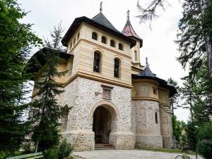 Moaștele Sfântului Mare Mucenic Ioan cel Nou vor fi duse în procesiune la Mănăstirea Mirăuți