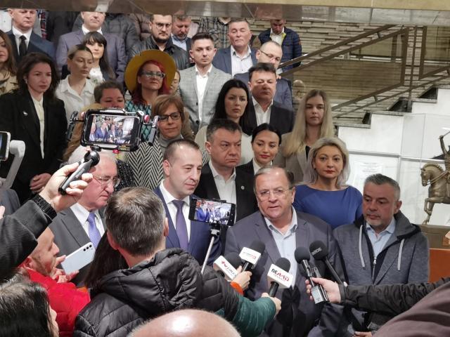 Lucian Harșovschi și echipa sa au depus primii candidaturile pentru funcția de primar al Sucevei, dar și pentru Consiliul Local