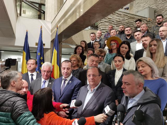 Lucian Harșovschi și echipa sa au depus primii candidaturile pentru funcția de primar al Sucevei, dar și pentru Consiliul Local