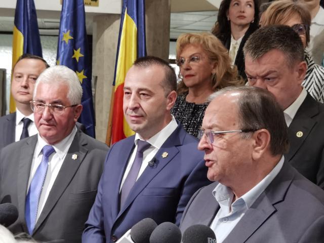 Lucian Harșovschi și echipa sa au depus primii candidaturile pentru funcția de primar al Sucevei, dar și pentru Consiliul Local