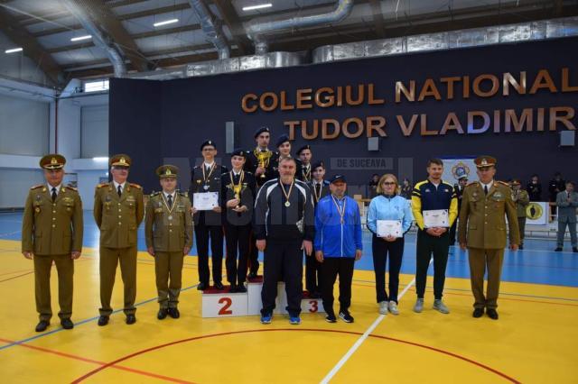 Elevii militari de la Câmpulung, campioni la Olimpiada Sportului Militar Liceal