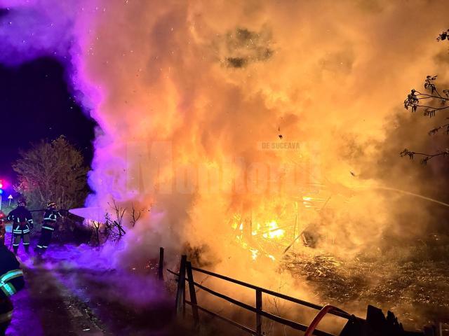 Adăpost de animale, incendiat intenționat în plină noapte