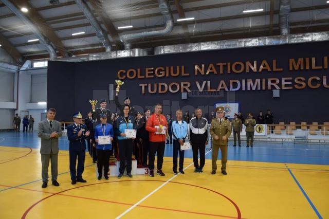 Elevii militari de la Câmpulung, campioni la Olimpiada Sportului Militar Liceal