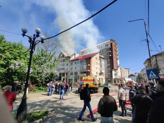 Incendiu bloc Rădăuți