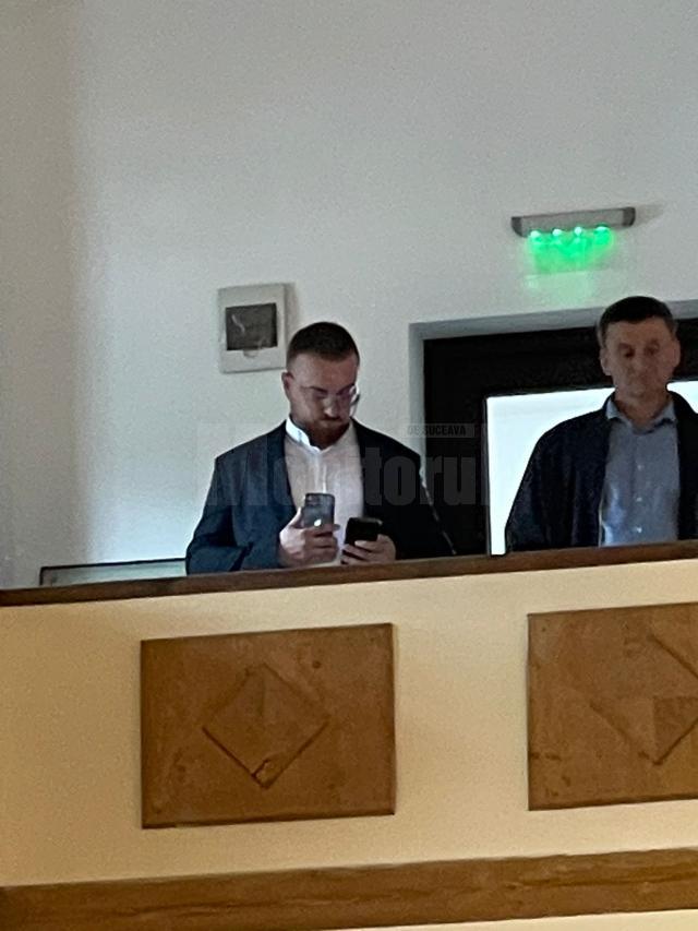 Deputatul Gheorghe Șoldan i-a identificat pe doi angajați ai Primăriei Dorna Arini care au filmat evenimentul de lansare a cadidatului PSD pentru funcția de primar al acestei comune