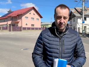 „Așa nu se mai poate!” - spune viceprimarul Sucevei, Lucian Harșovschi, care acuză operatorul regional de apă-canalizare, ACET, dar și conducerea acestuia, că „lucrează împotriva sucevenilor
