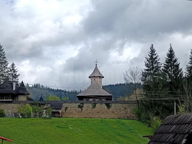 Mănăstirea Moldovița, un principal punct de atracție turistică a zonei