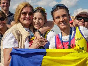 Elisabeta Lipa le felicita pe Gianina van Groningen si Ionela Cozmiuc pentru aurul din Ungaria