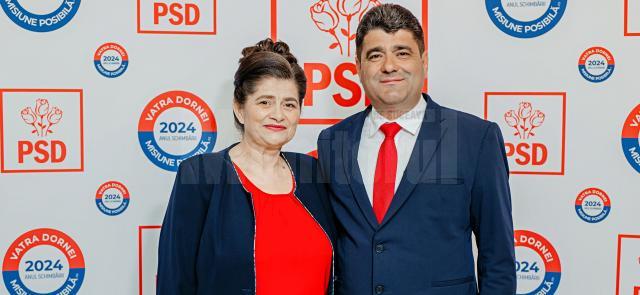 Candidatul PSD pentru Primăria Vatra Dornei, Gheorghe Apetrii, alături de dr. Florentina Costea