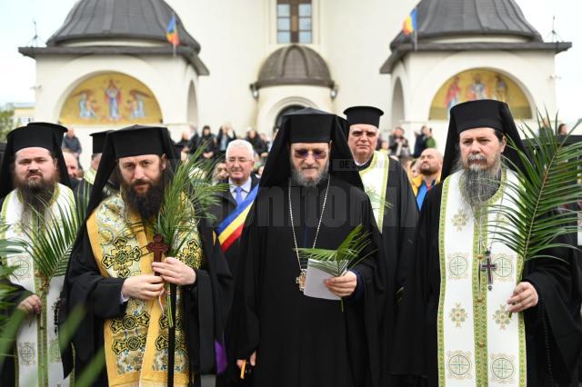 Procesiune de Florii, pe străzile Sucevei. Foto artistul