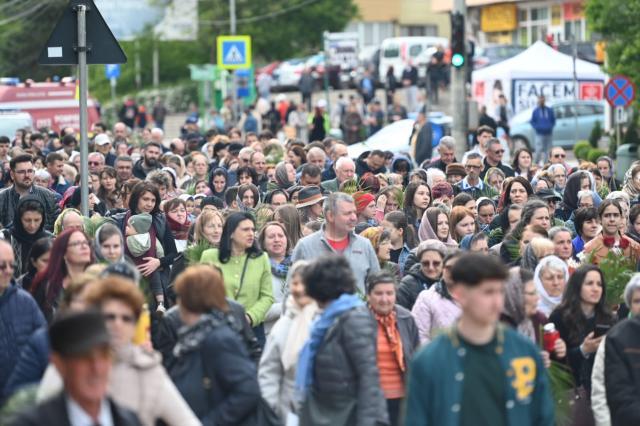 Procesiune de Florii, pe străzile Sucevei. Foto artistul