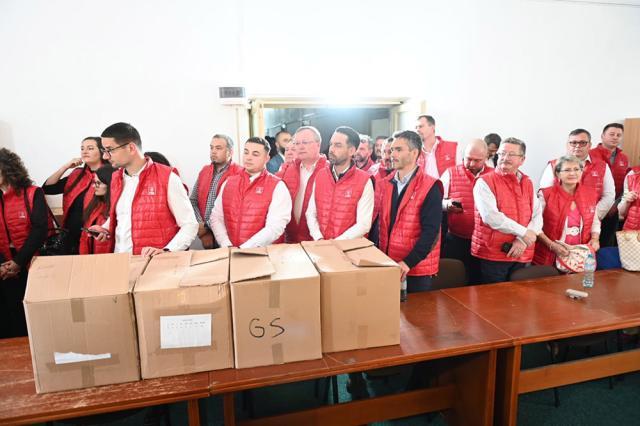 Deputatul PSD Gheorghe Șoldan a intrat oficial în lupta pentru câștigarea șefiei județului, având susținerea totală a ministrului Transporturilor, Sorin Grindeanu