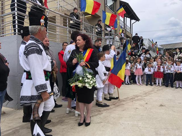 Primăria Berchișești a inaugurat și sfințit noua grădiniță din comună