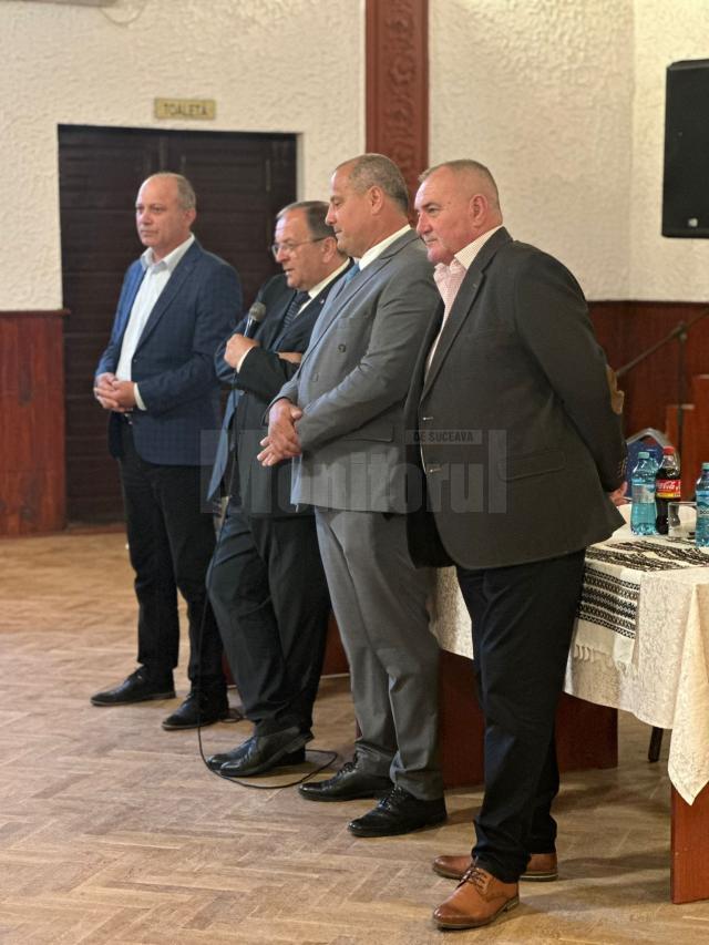 Gheorghe Flutur a fost prezent la lansarea candiaturii din partea PNL pentru un nou mandat a primarului din Mănăstirea Humorului, VIorel Croitoru