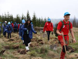 Apa Bucovina – continuăm să protejăm Ținutul Echilibrului A avut loc cea de-a cincea acțiune de reîmpădurire, alături de nume mari ale sportului românesc