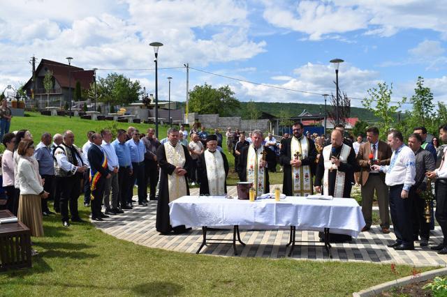 Primarul Tomiță Onisii, prezent alături de cetățenii din Rotunda la inaugurarea noului parc