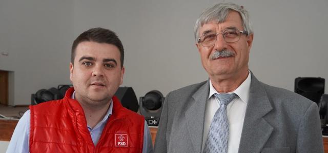 Gheorghe Șoldan alături de primarul din Grămești, Vasile Șuleap