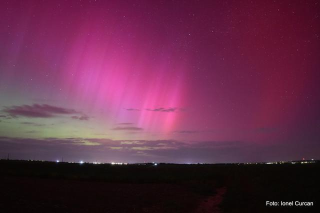 Furtuna solară de vineri seara.  FOTO Ionel Curcan