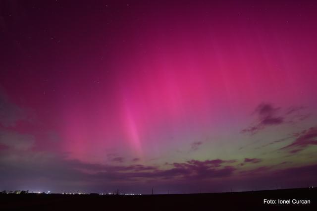 Furtuna solară de vineri seara.  FOTO Ionel Curcan