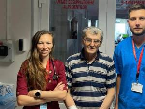 Dr. Alexandra Ilisei, pacientul salvat si dr. Laur Blaga