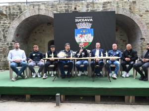 Conferința de presă premergătoare galei Colosseum Tournament s-a ținut la Cetatea de Scaun