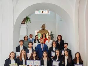 Elevii de la “Hurmuzachi” și-au adjudecat 12 premii la faza națională a olimpiadelor școlare