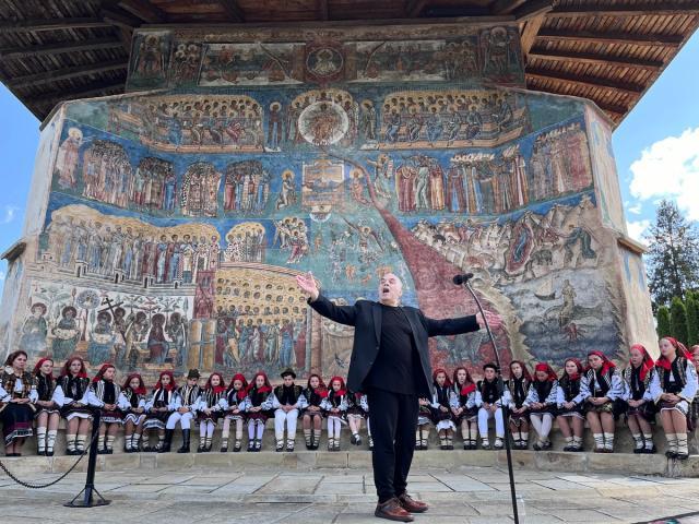 „Metanie Ţie, Părinte” Foto Constantin Ciofu