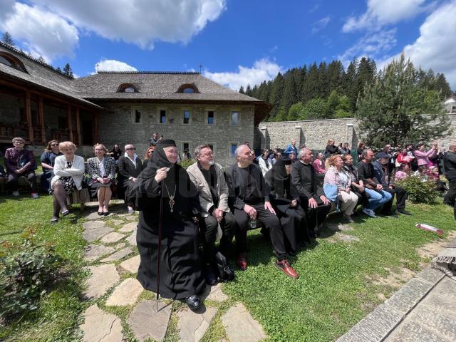 „Metanie Ţie, Părinte” Foto Constantin Ciofu