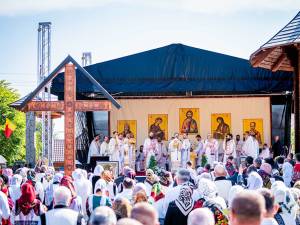 Comuniune în rugăciune la hramul Parohiei „Sfinții Împărați Constantin și Elena” Straja II