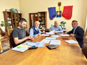 Viceprimarul din Vatra Dornei, Marius Rîpan, a anunțat că 20 de blocuri din acest municipiu vor fi reabilitate