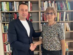 Amedeia Vițega, inginer și expert programe și proiecte, îl susține pe Lucian Harșovschi pentru funcția de primar al Sucevei