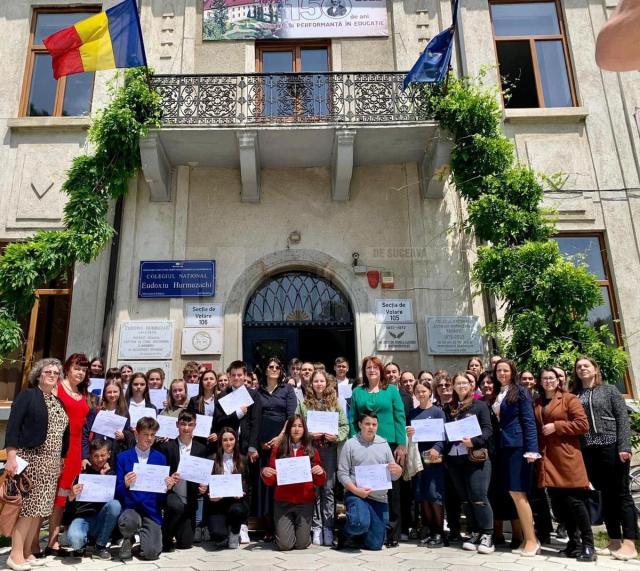 Concurs de chimie și cerc pedagogic, la Colegiul „Eudoxiu Hurmuzachi” Rădăuți