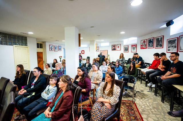 „Light of Life”. Poezia religioasă tânără. Concurs. Premiere