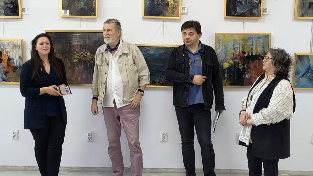 27 de tablouri realizate de artista Maria Antoniac, expuse la Galeria de Artă „Zamca”