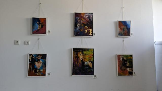 27 de tablouri realizate de artista Maria Antoniac, expuse la Galeria de Artă „Zamca”