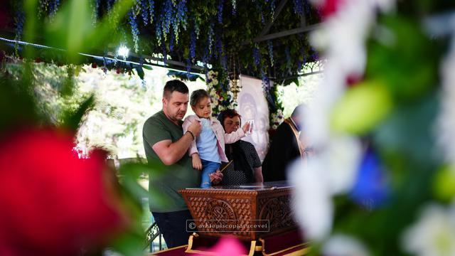 Slujitori ai folclorului și teatrului românesc au fost pomeniți la Mănăstirea Bogdănești