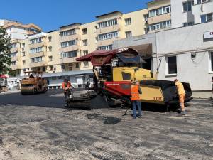 Parcare cu 49 de locuri amenajată pe strada Miron Costin, în zona Mărășești din municipiul Suceava