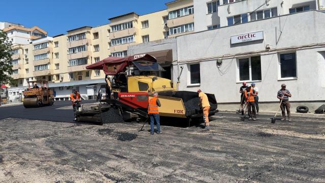 Modernizarea Sucevei De La Scara Blocului continuă și pe strada Miron Costin, anunță viceprimarul Sucevei, Lucian Harșovschi