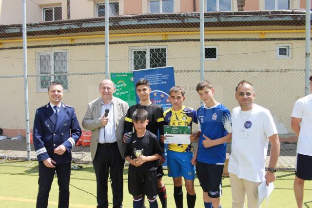 Peste 200 de persoane au participat la un turneu de fotbal de Ziua Internațională a Copiilor