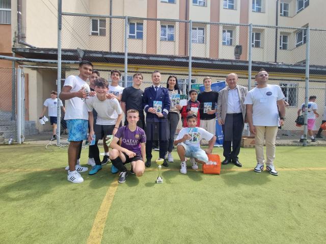 Peste 200 de persoane au participat la un turneu de fotbal de Ziua Internațională a Copiilor