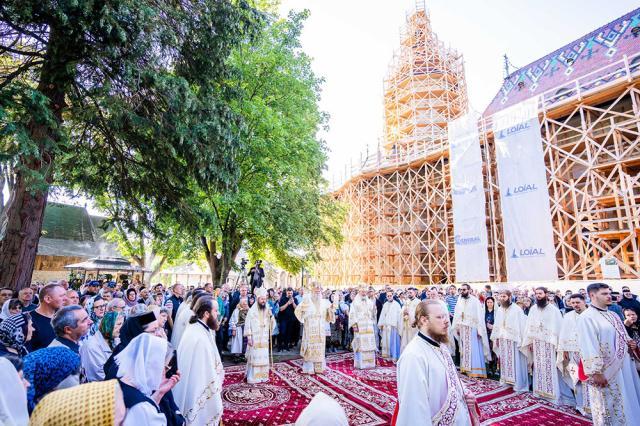 Sfântul mult-iubit al Bucovinei, Marele Mucenic Ioan cel Nou, cinstit la Catedrala Arhiepiscopală din Suceava