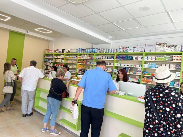 Farmacia Biomedica a deschis un nou punct de lucru, în Obcini, pe bulevardul 1 Decembrie