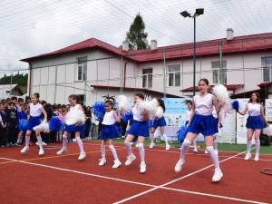 Peste 1.800 de elevi și profesori din 52 de școli din România și Republica Moldova au participat la Festivalul „Zilele Sportului Școlar”, de la Putna