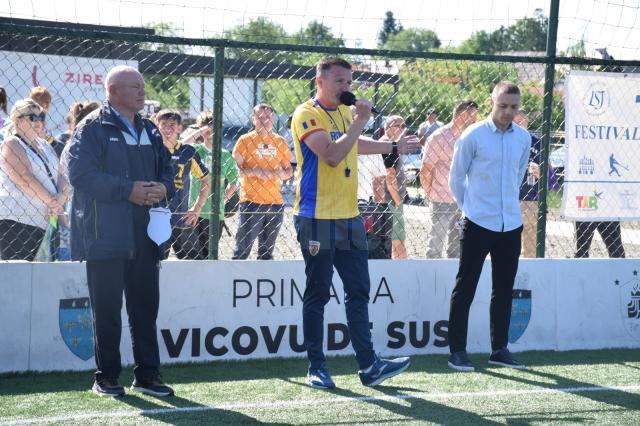 Peste 1.800 de elevi și profesori din 52 de școli din România și Republica Moldova au participat la Festivalul „Zilele Sportului Școlar”, de la Putna